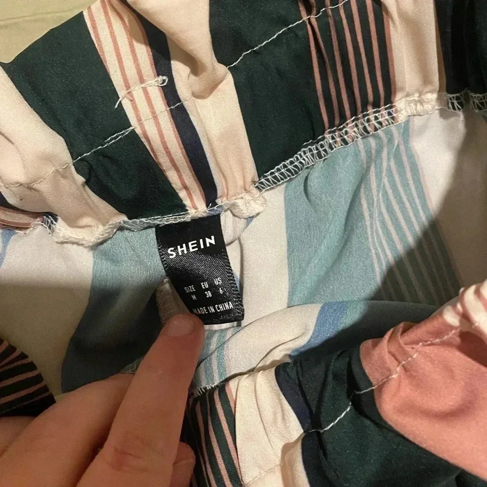 SHEIN Shorts - Picture 3 of 3